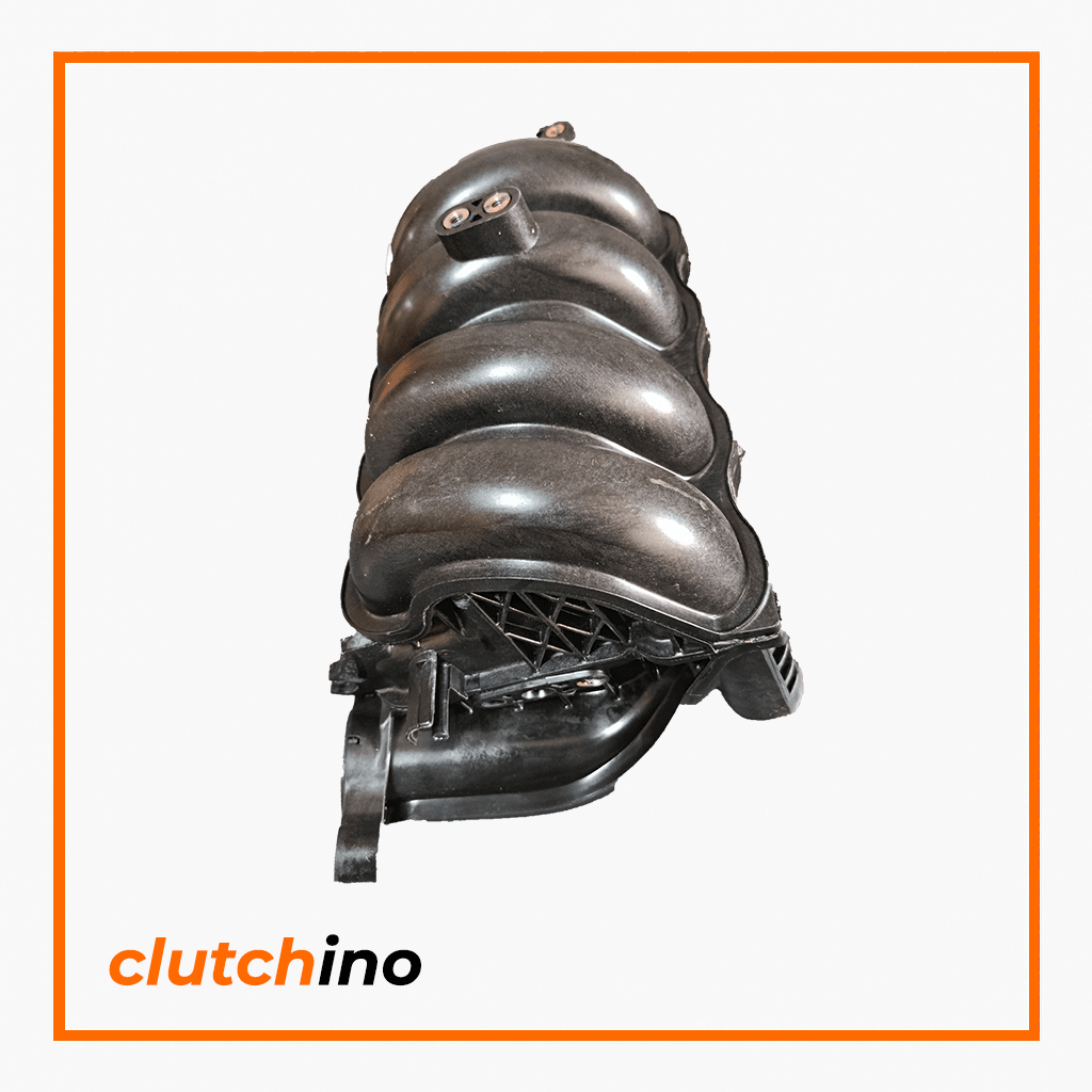 <p>منیفولد هوای تیبا قطعه‌ای کلیدی در سیستم ورودی موتور M15 است که با هدایت یکنواخت هوا به سیلندرها، موجب افزایش قدرت موتور، کاهش مصرف سوخت و کاهش آلایندگی خودرو می‌شود.</p>