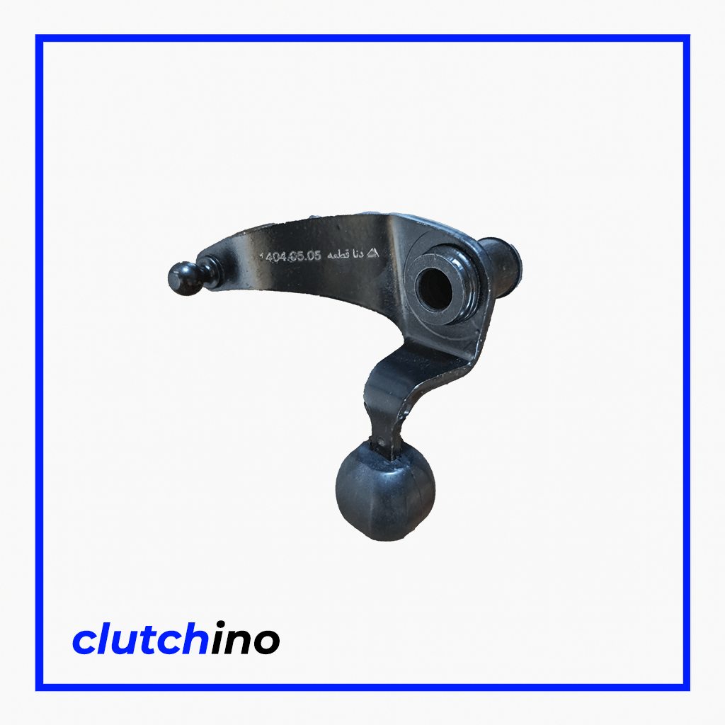 <p>ماهک تعویض دنده پژو 405 وظیفه انتقال حرکت دسته‌دنده به گیربکس را بر عهده دارد و موجب تعویض نرم و دقیق دنده‌ها می‌شود. این قطعه مقاوم، عمر گیربکس را افزایش می‌دهد.</p>